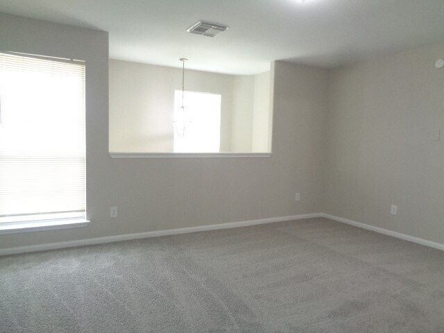 Building Photo - 9503 Wyatt Oak Lane