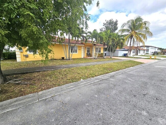 Building Photo - 20023 SW 123rd Ave