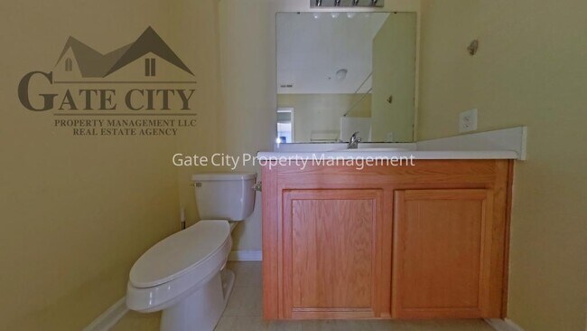 Building Photo - 905 Hanahan Ct