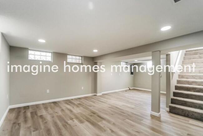 Building Photo - Fully Renovated 4 Bedroom Single Family Ho...