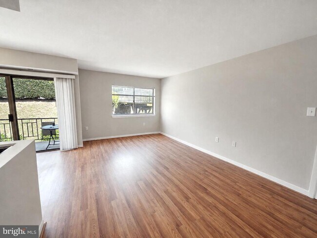 Building Photo - 5107 Crossfield Ct