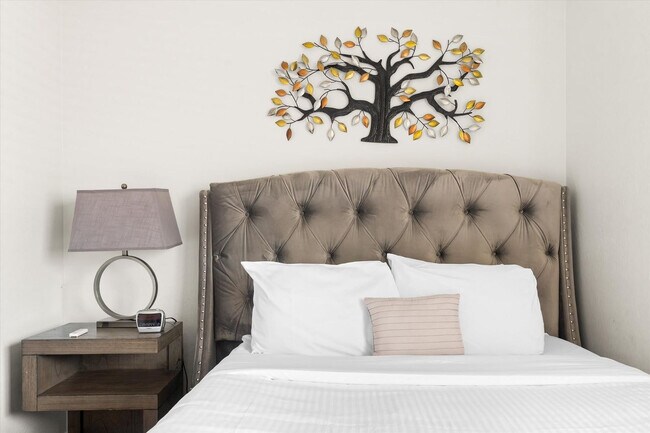 Building Photo - 16310 N 151st Ave