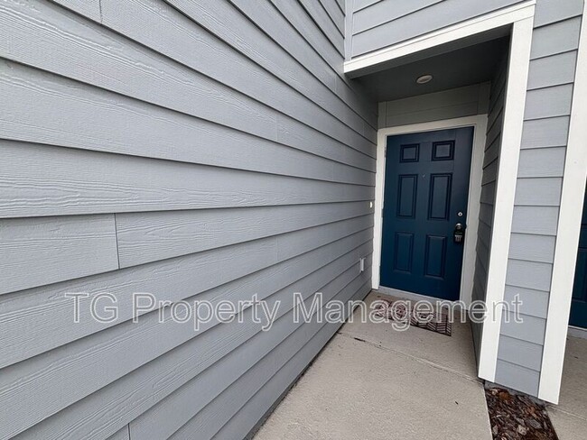 Building Photo - 2512 Sadler Trce Wy