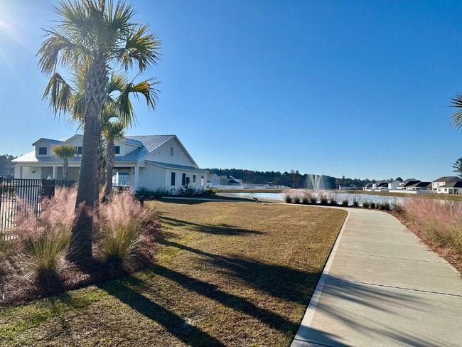 Building Photo - Three Bedroom Single Level Home in the Retreat at East Argent!