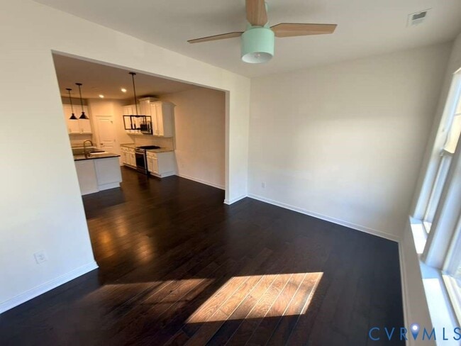 Building Photo - 16037 Cambria Cove Blvd