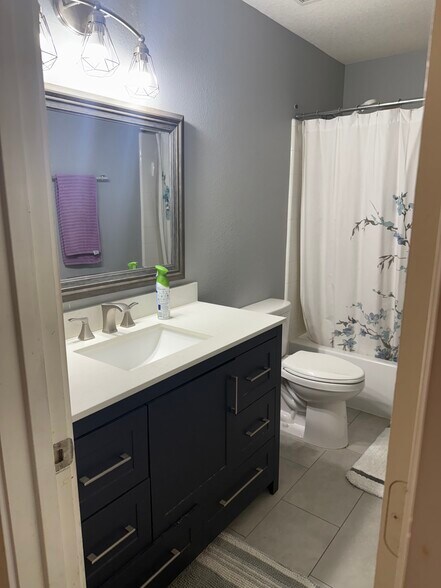 Building Photo - 19507 Dawn Canyon Rd