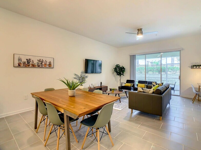 Building Photo - 8883 Cabot Cliffs Dr