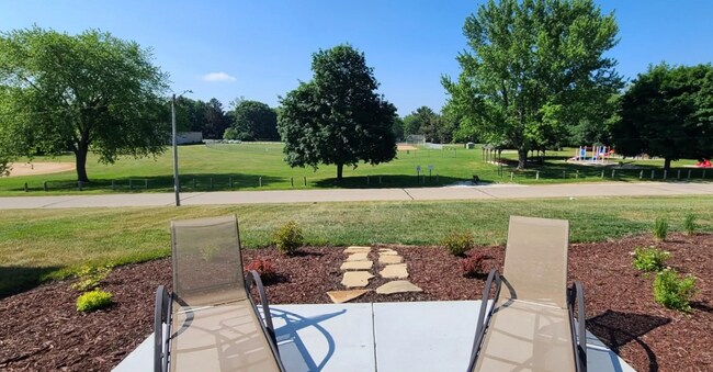 Patio View Apt E - 247 W Main St