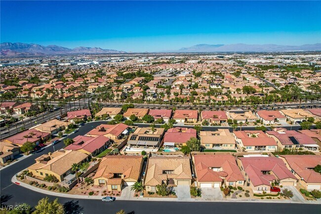 Building Photo - 7232 Frontier Hills Ave