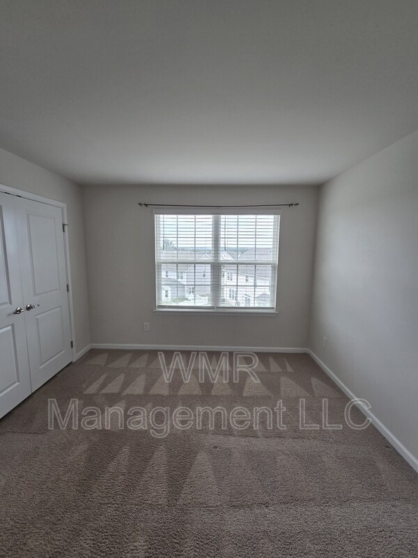 Building Photo - 7270 Waterwheel St SW