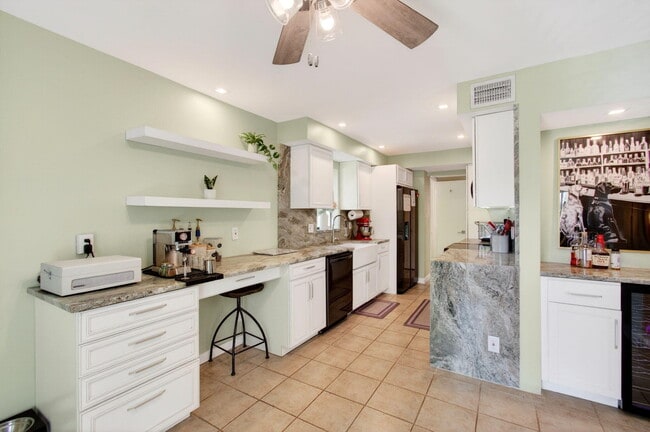 Building Photo - 149 NW 70th St