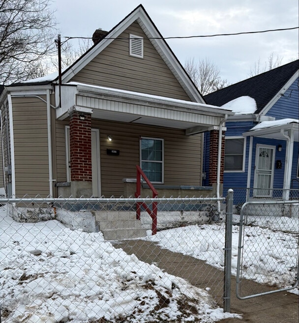 Building Photo - 1417 S 28th St