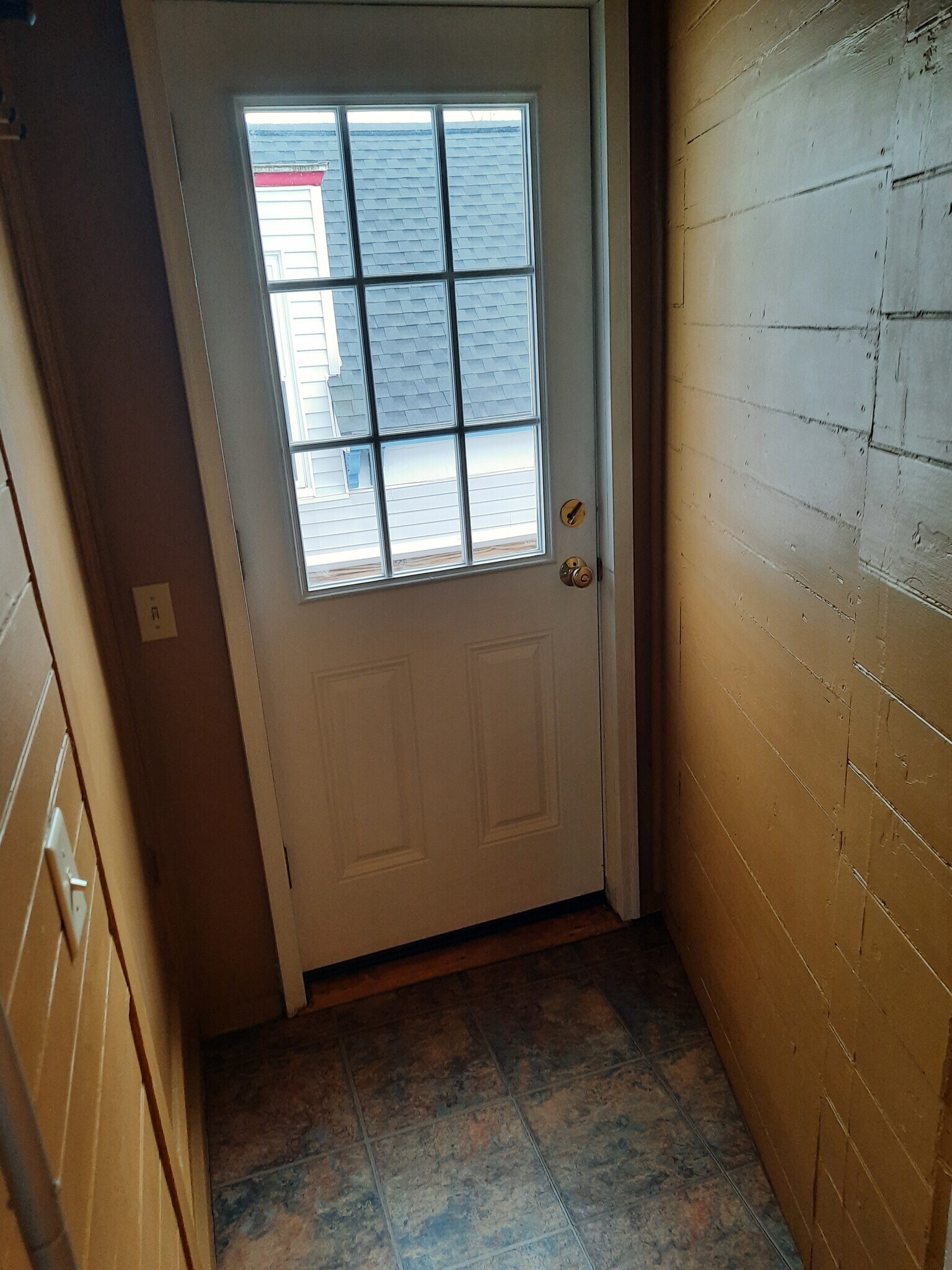 Back door - 31B Kinsley St