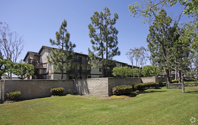 Building Photo - Casa Pacifica