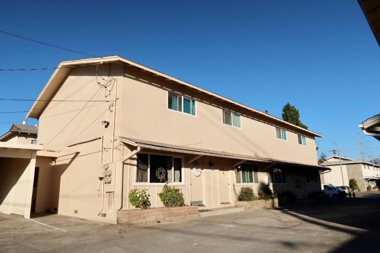 Building Photo - 1737 Noranda Dr