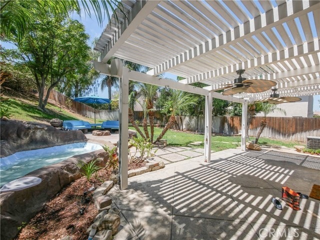 Building Photo - 3476 Hawthorne Dr