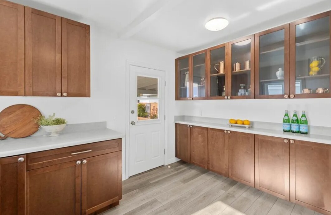 Building Photo - 1410 S Olive St