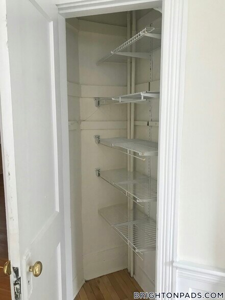 Building Photo - 115 Kilsyth Rd