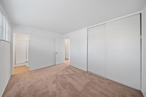 Building Photo - San Diego New Years Special Two Weeks FREE 3 bed /2 bath Home w Garage, Enclosed Patios, Fireplac...