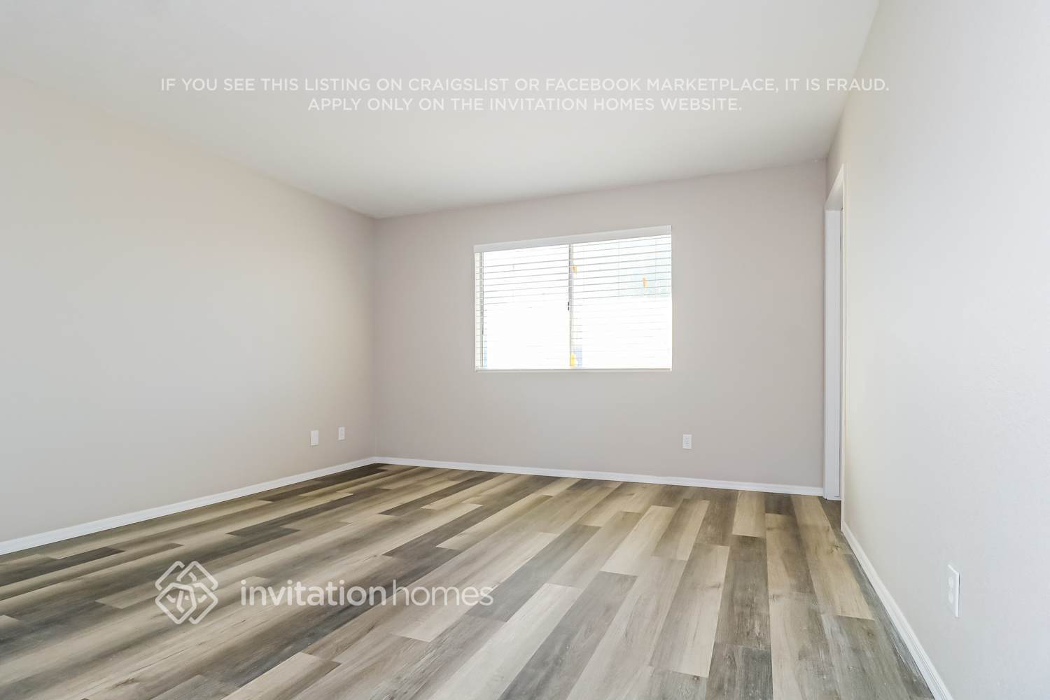 Building Photo - 8937 W Malapai Dr