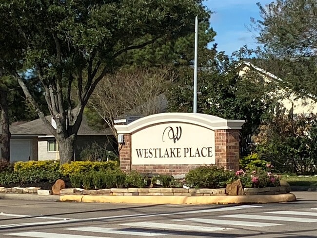 Building Photo - 19311 Spanish Needle Dr