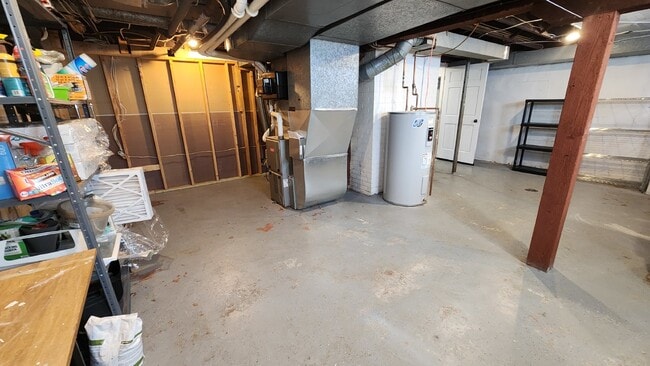 Building Photo - Stunning 4-Bedroom Home with Attached Garage and Fenced Yard