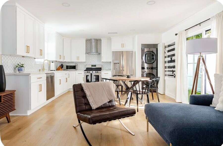 Building Photo - 12812 Greene Ave