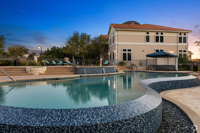 Building Photo - Meritage at Steiner Ranch