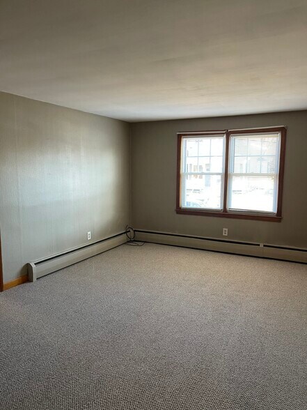 Living Room - 38 Lamb St