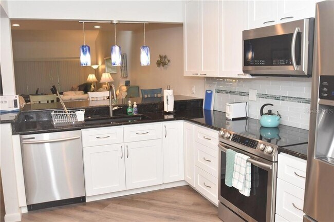 Building Photo - 1508 Pelican Cove Rd