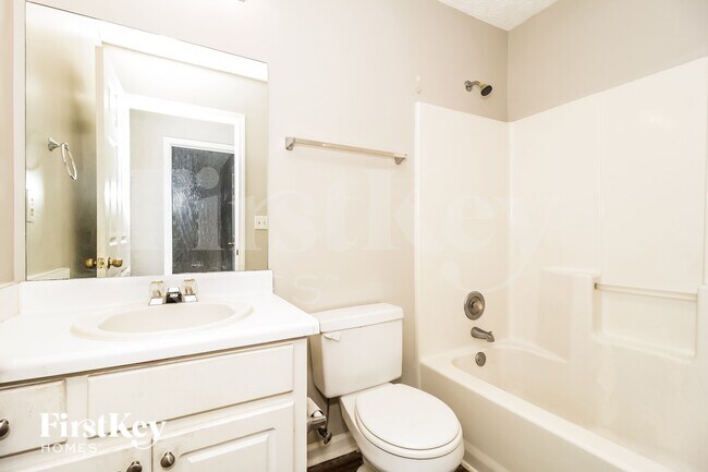 Building Photo - 3560 Sweetgum Ln