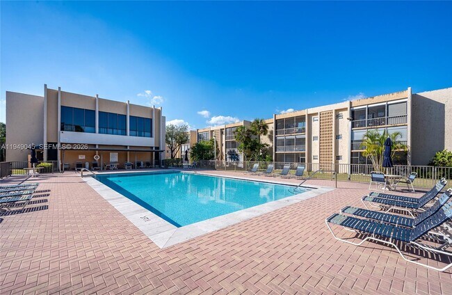 Building Photo - 8415 SW 107th Ave