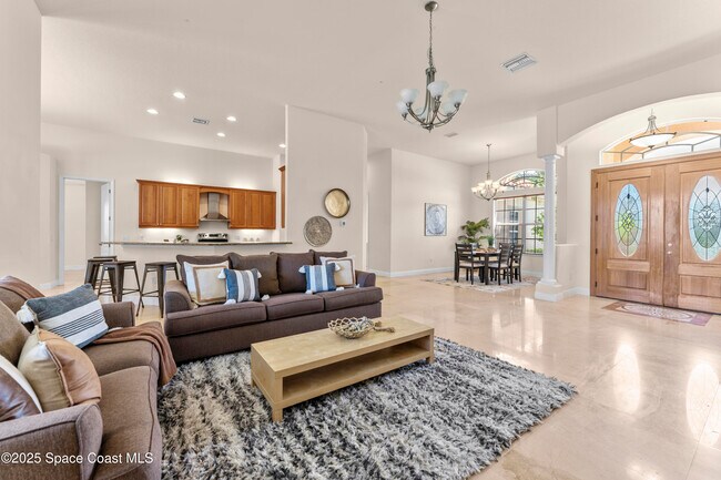 Building Photo - 3631 Thurloe Dr