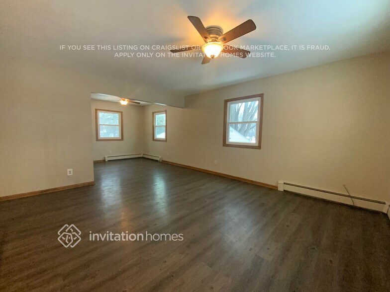 Building Photo - 16901 Whitewood Ave