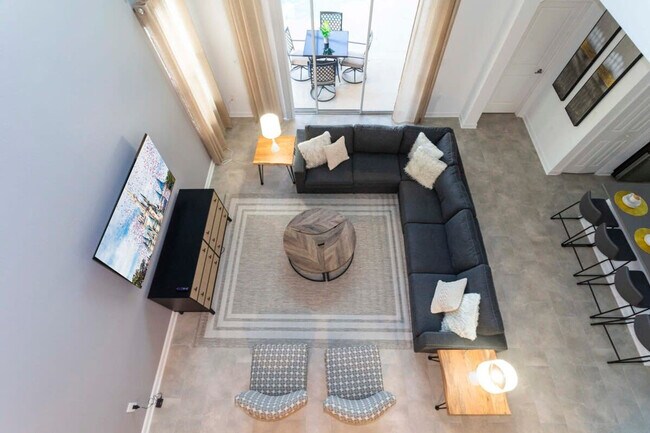 Building Photo - 4319 Scene Ln