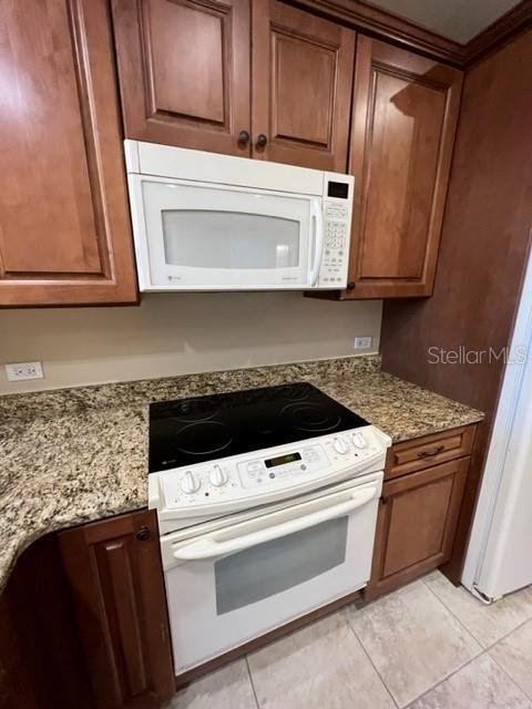 Building Photo - 7710 Lake Vista Ct