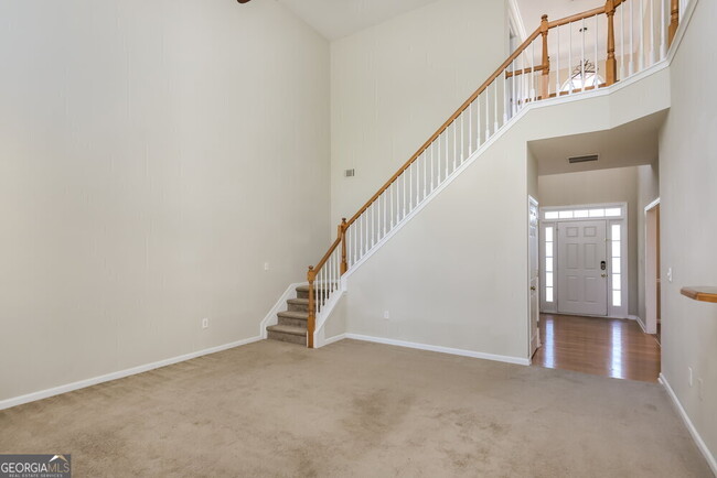 Building Photo - 2257 Mitford Ct