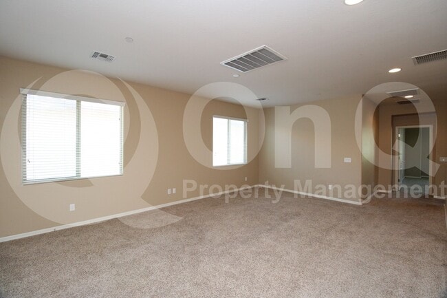 Building Photo - 17466 N 92nd Ave