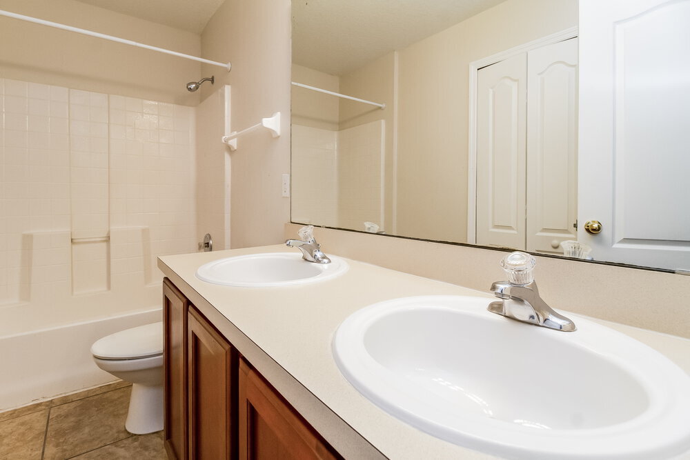 Building Photo - 4385 Spring Blossom Dr