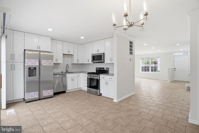 Building Photo - 2760 Brier Pond Cir