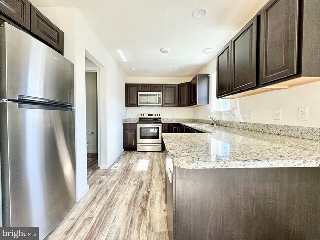 Building Photo - 76 Filbert Dr