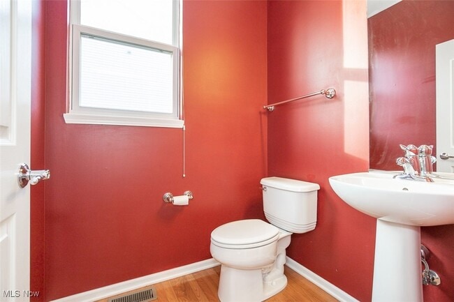 Building Photo - 2553 Seton Dr