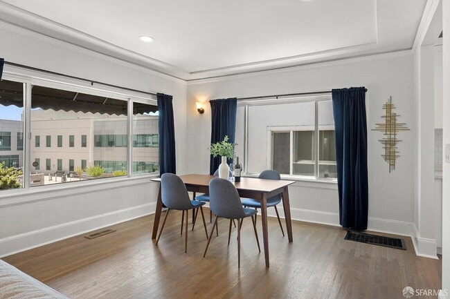 Building Photo - "Charming 1-Bedroom Oasis in Oakland with ...