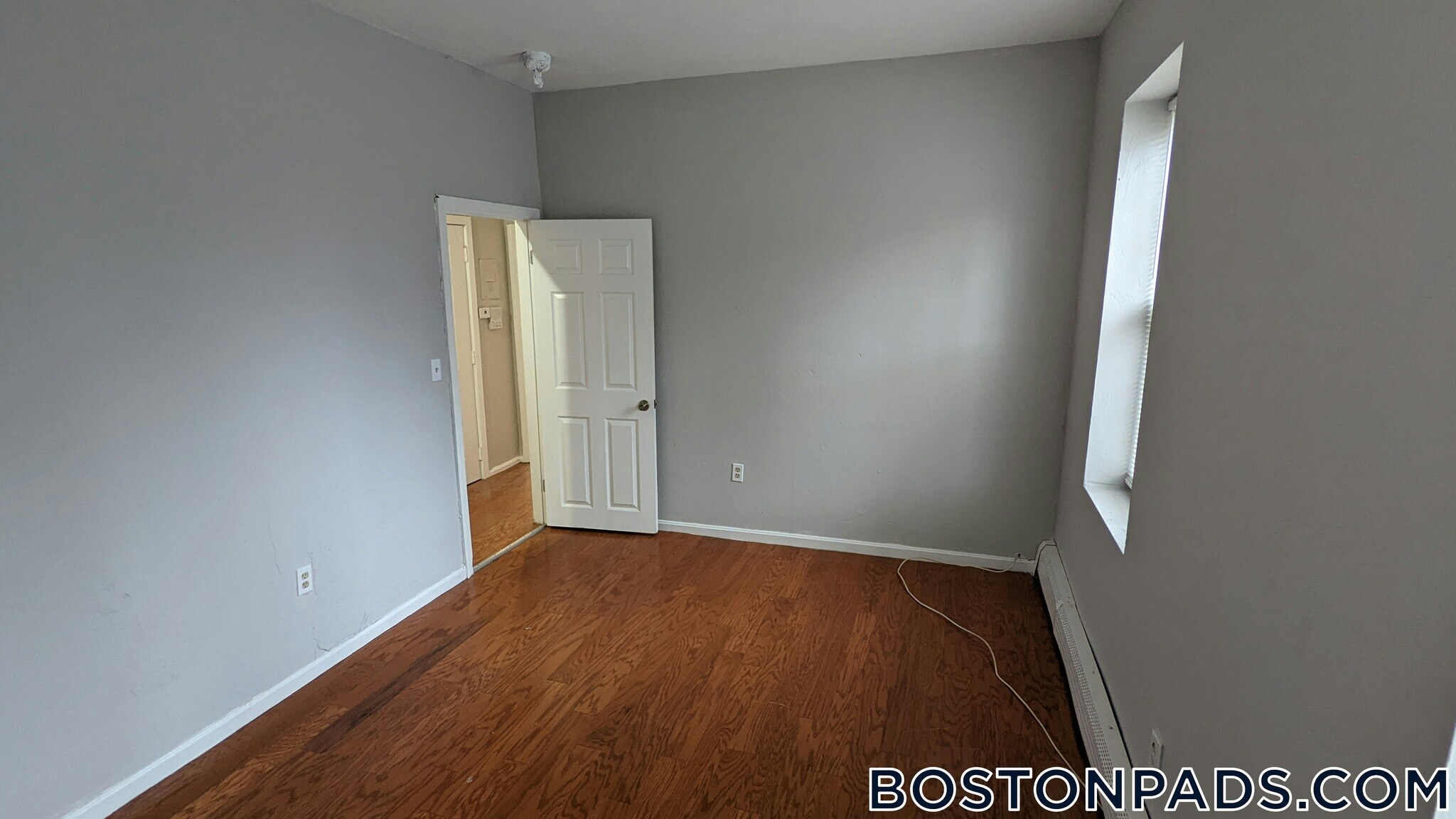 Building Photo - 98 Woodledge St