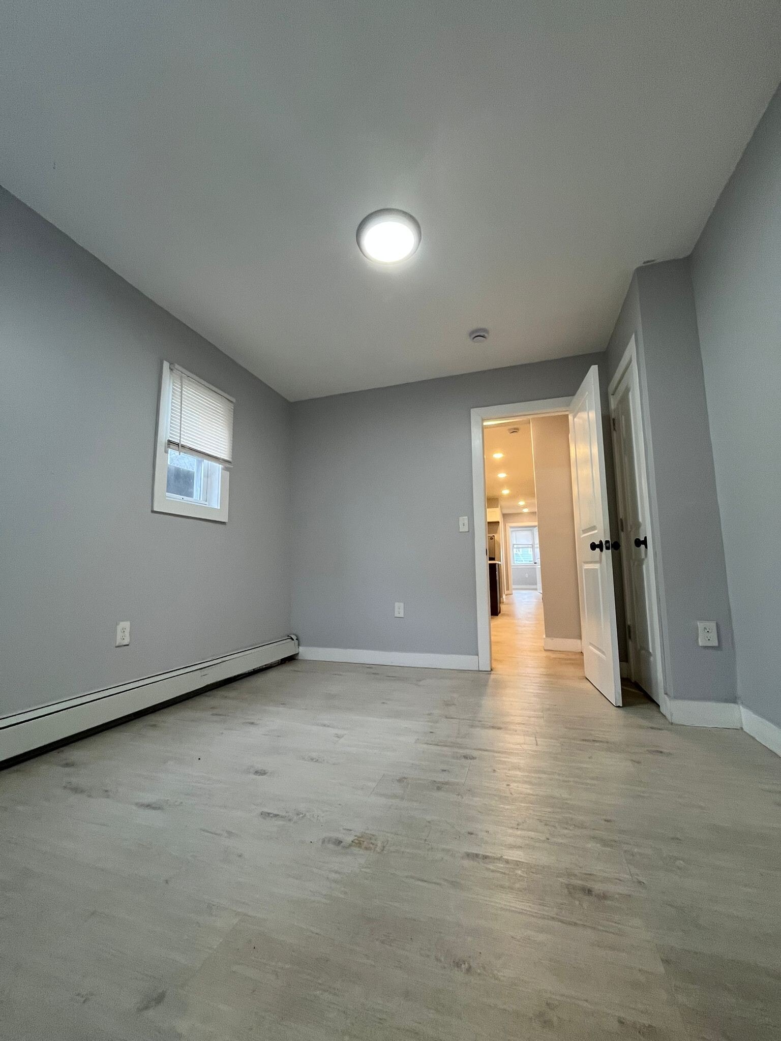 Building Photo - 212 Zabriskie St