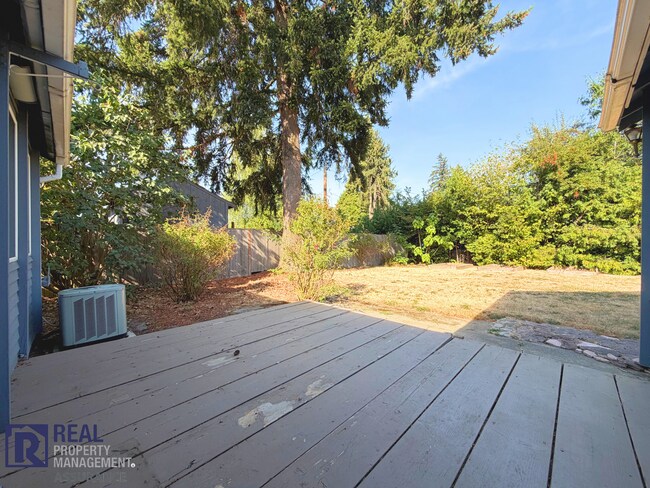 Building Photo - 5470 SW 164th Ct