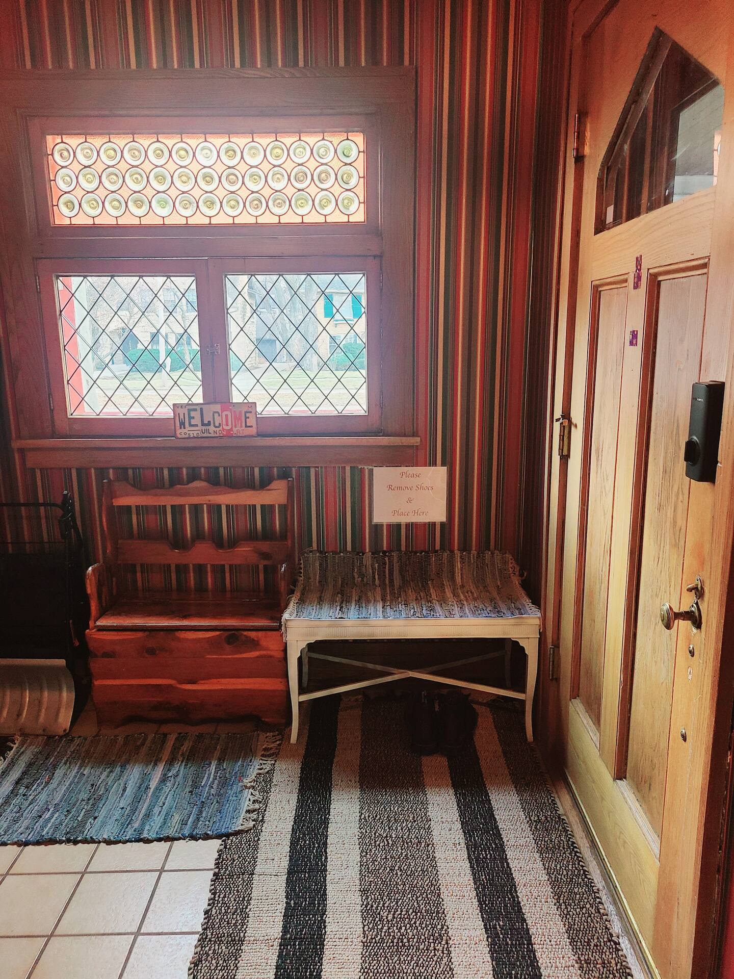 Entry Room - 1512 Harlem Blvd