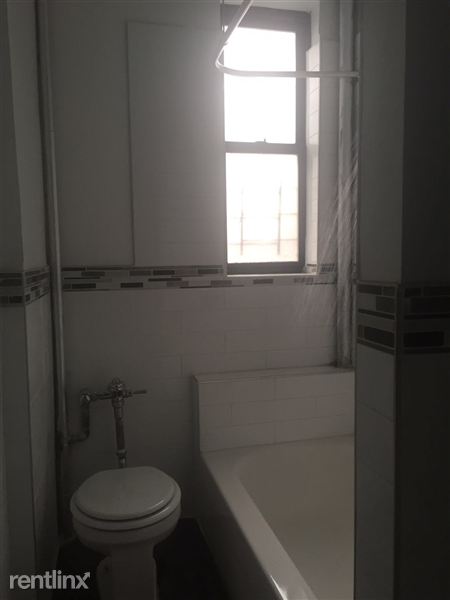 Building Photo - 1198 Ocean Ave