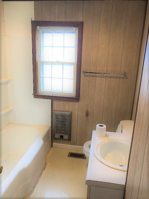 Building Photo - 2 Bedroom / 1 Bath Home  Kingsport, TN