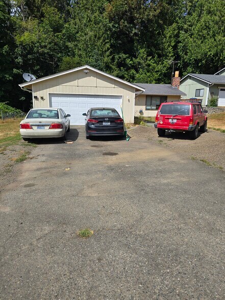 Primary Photo - 1441 SE Shelton Ln